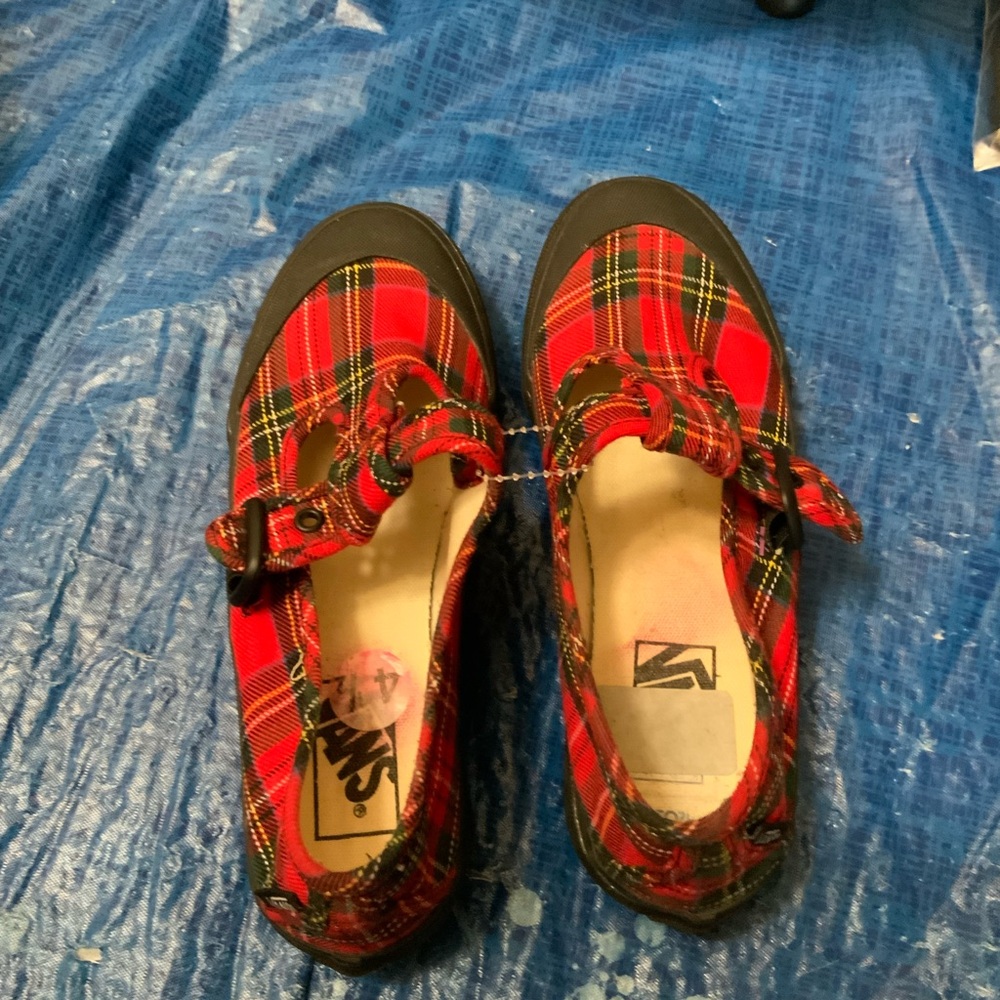 NWT Youth VANS Style 93 Red Tartan Plaid Mary Jane Sneakers